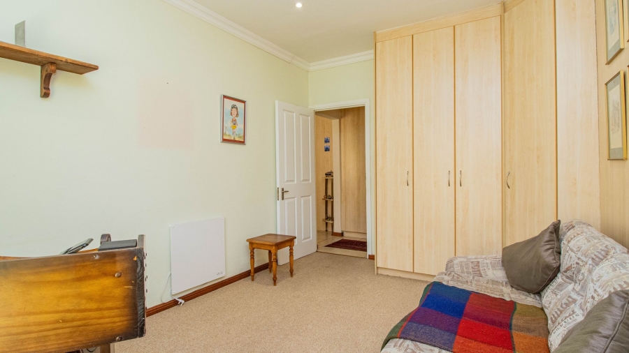 3 Bedroom Property for Sale in Sandbaai Western Cape